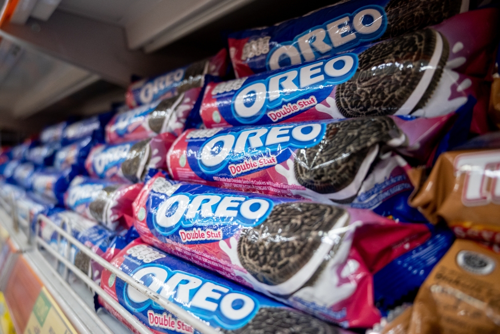 Oreo and Coca-Cola Team Up for Unique Cookie and Beverage Combo